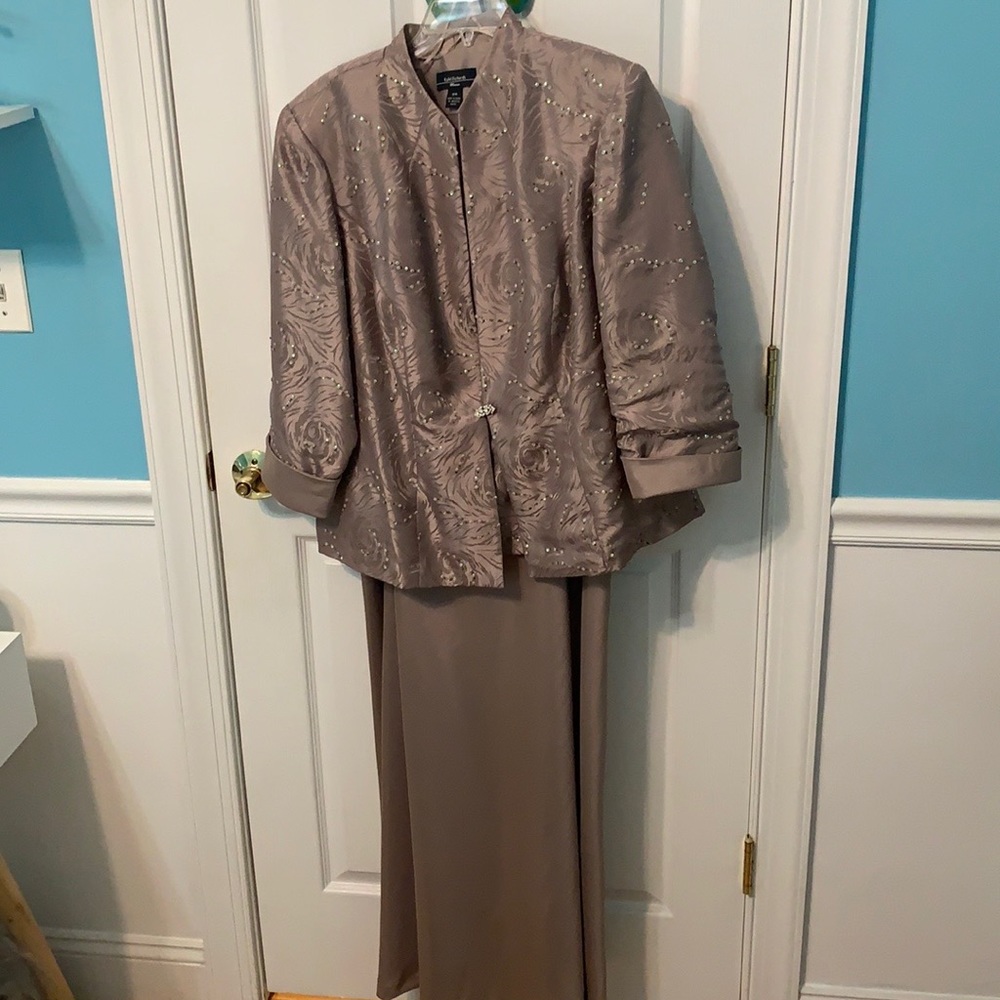 Wedding  dress gown new with tag 16w 1x